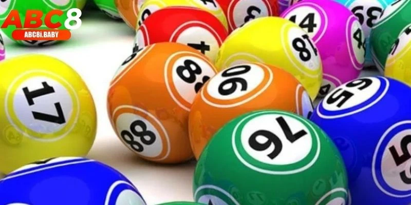 Mèo vàng chơi xổ số ABC8 của chuyên gia